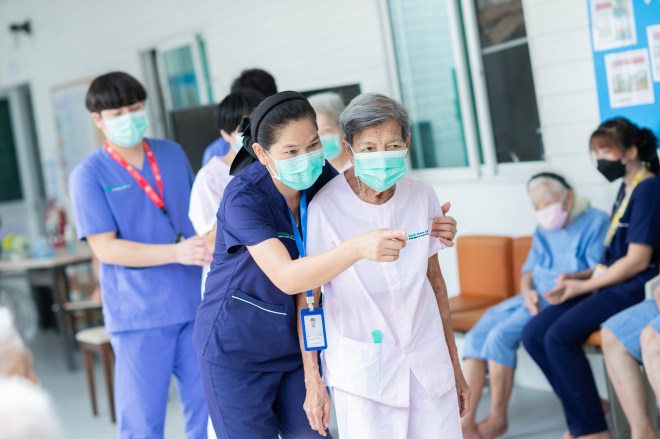 ศูนย์ดูแลผู้สูงอายุแสนสิริ